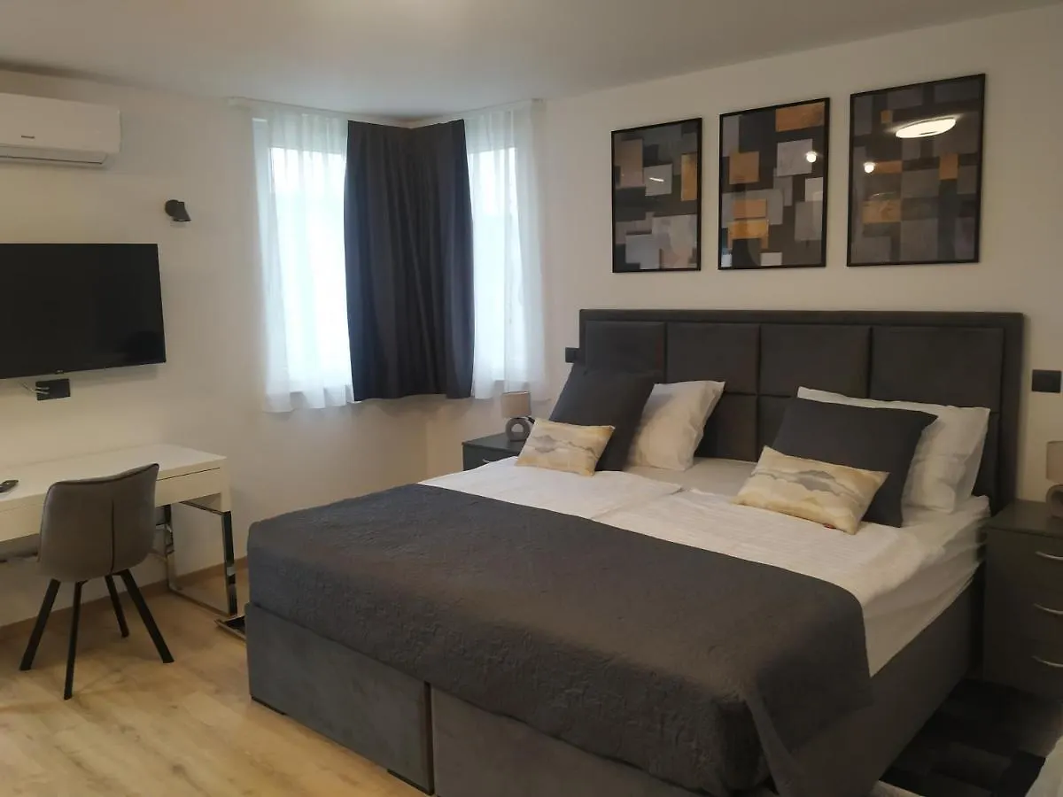 Villa Grande T&D Pula