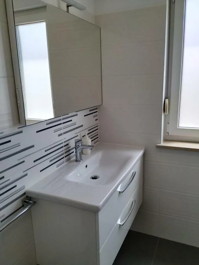 Villa Grande T&D Pula 0*,